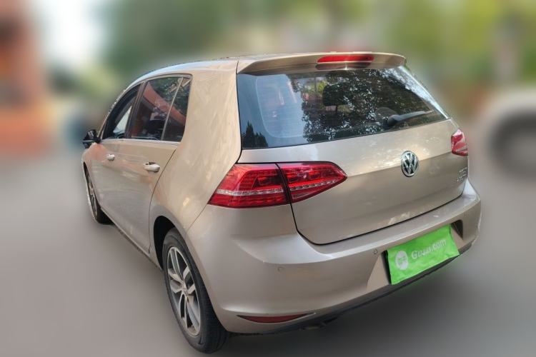 Used Volkswagen Golf 2016 230TSI Automatic Luxury Version Rear Left 45 Deg