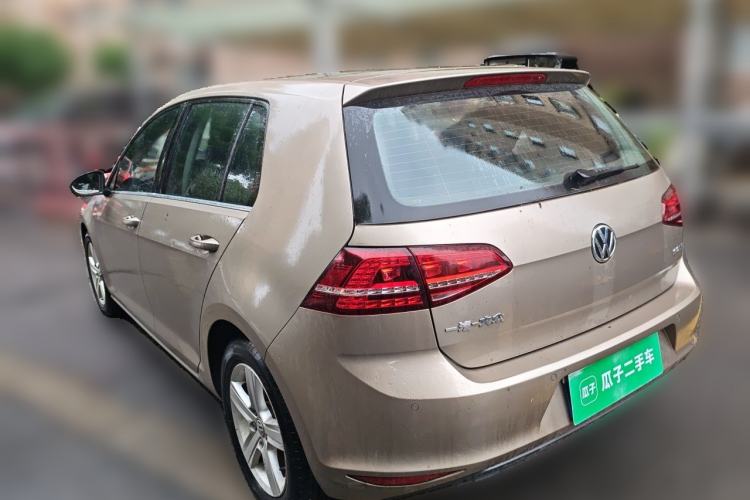Used Volkswagen Golf 2016 1.6L Automatic Comfort Model Rear Left 45 Deg