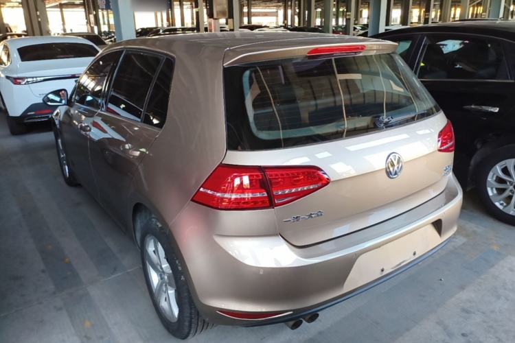 Used Volkswagen Golf 2016 230TSI Automatic Comfort Version Rear Left 45 Deg