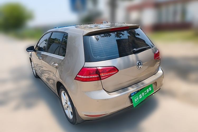 Used Volkswagen Golf 2016 1.6L Automatic Comfort Model Rear Left 45 Deg