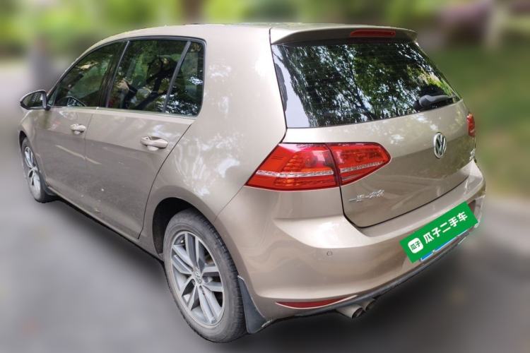 Used Volkswagen Golf 2016 230TSI Automatic Luxury Version Rear Left 45 Deg