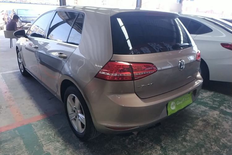 Used Volkswagen Golf 2016 230TSI Automatic Comfort Version Rear Left 45 Deg