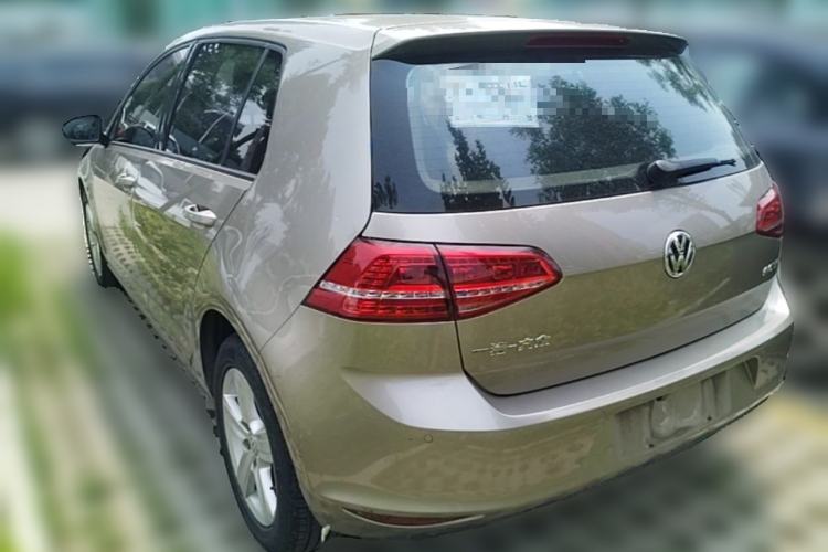 Used Volkswagen Golf 2016 1.6L Automatic Fashion Model Rear Left 45 Deg