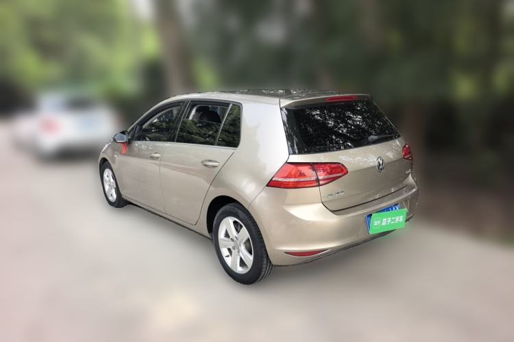 Used Volkswagen Golf 2016 1.6L Automatic Comfort Model Rear Left 45 Deg