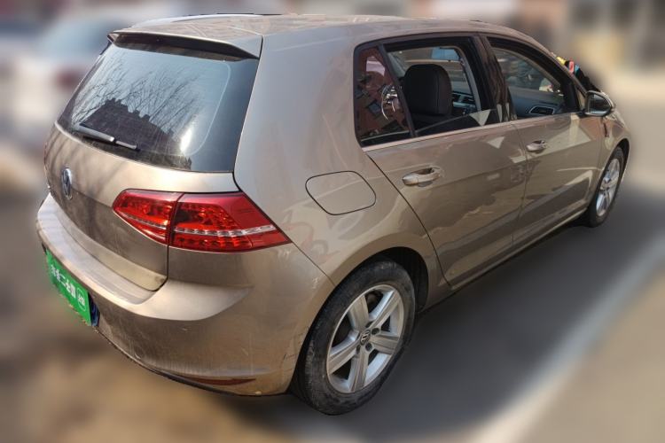 Used Volkswagen Golf 2016 1.6L Automatic Comfort Model Rear Right 45 Deg