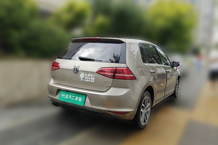 Used Volkswagen Golf 2016 230TSI Automatic Luxury Version Rear Right 45 Deg