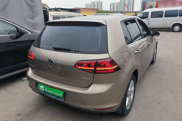 Used Volkswagen Golf 2016 1.6L Automatic Comfort Model Rear Right 45 Deg