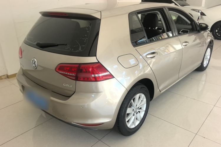 Used Volkswagen Golf 2016 1.6L Automatic Fashion Model Rear Right 45 Deg