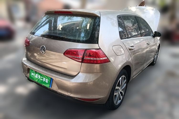 Used Volkswagen Golf 2016 230TSI Automatic Luxury Version Rear Right 45 Deg
