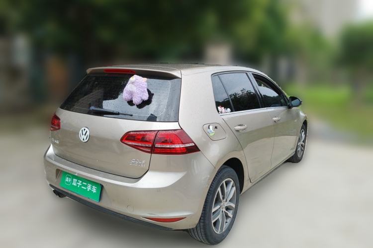 Used Volkswagen Golf 2016 230TSI Automatic Luxury Version Rear Right 45 Deg