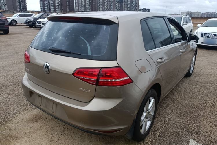Used Volkswagen Golf 2016 1.6L Automatic Comfort Model Rear Right 45 Deg