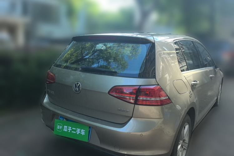 Used Volkswagen Golf 2016 1.6L Automatic Fashion Model Rear Right 45 Deg