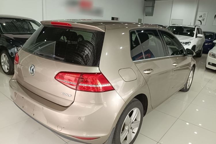 Used Volkswagen Golf 2016 1.6L Automatic Comfort Model Rear Right 45 Deg