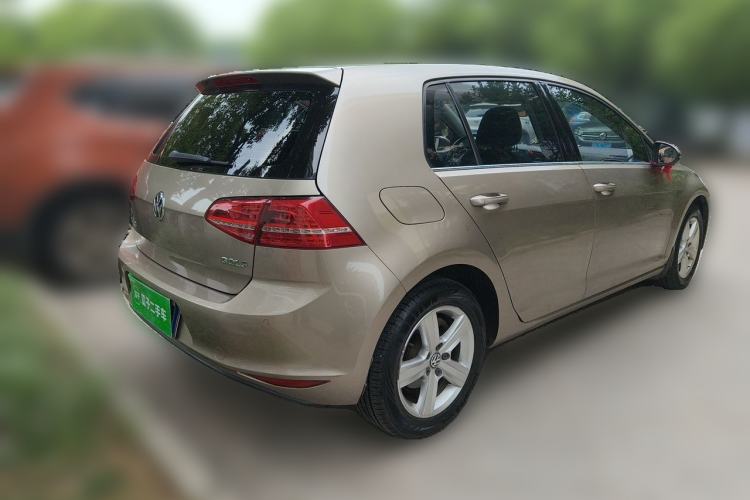 Used Volkswagen Golf 2016 1.6L Automatic Comfort Model Rear Right 45 Deg