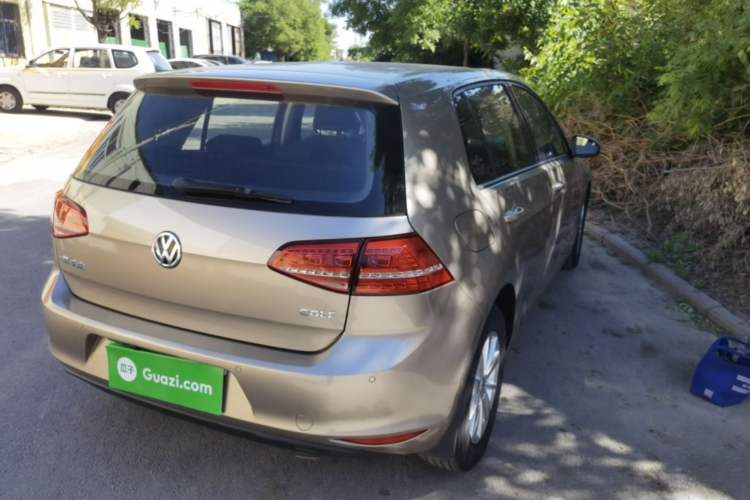 Used Volkswagen Golf 2016 1.6L Manual Fashion Edition Rear Right 45 Deg