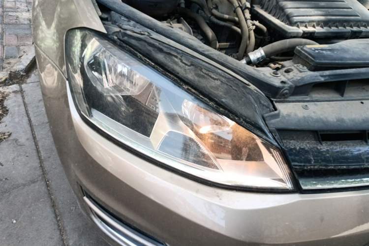 Used Volkswagen Golf 2016 230TSI Automatic Luxury Version Right Front Headlight