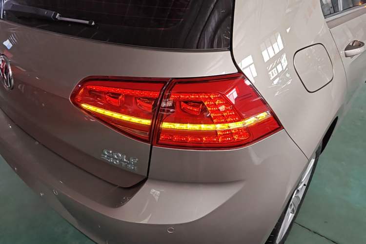 Used Volkswagen Golf 2016 230TSI Automatic Comfort Version Right Rear Taillight