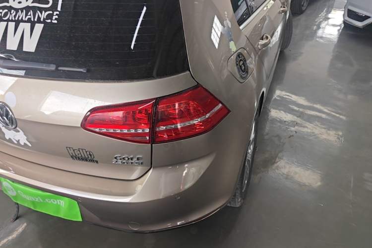 Used Volkswagen Golf 2016 230TSI Automatic Luxury Version Right Rear Taillight