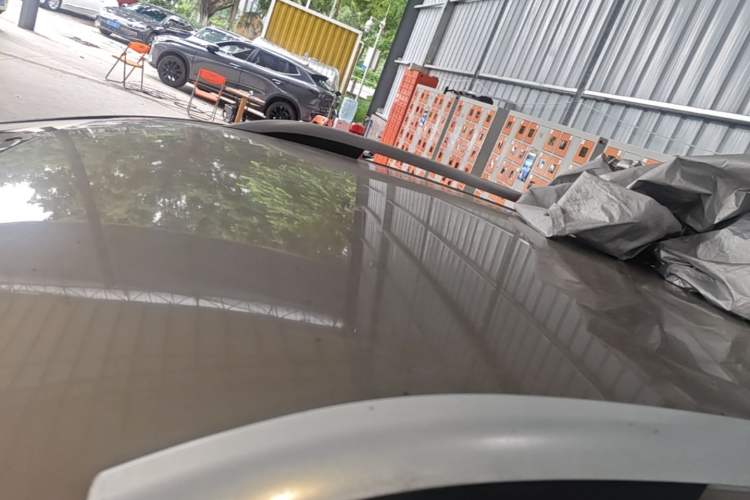 Used Volkswagen Golf 2016 1.6L Automatic Fashion Model Roof