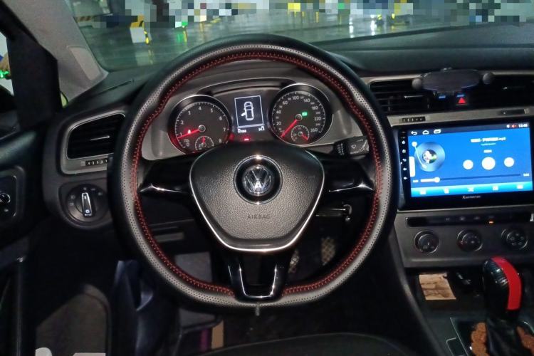 Used Volkswagen Golf 2016 230TSI Automatic Comfort Version Steering Wheel