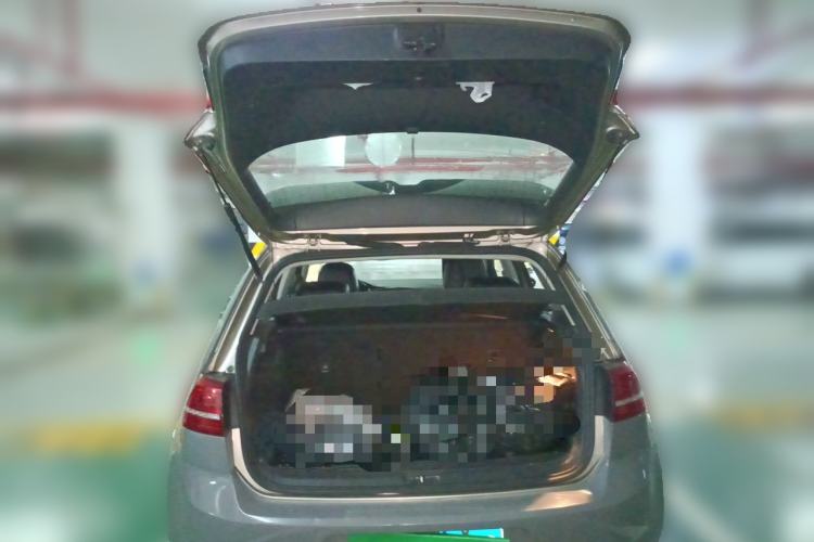 Used Volkswagen Golf 2016 230TSI Automatic Comfort Version Trunk