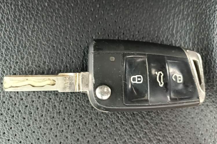 Used Volkswagen Golf 2016 1.6L Automatic Comfort Model Vehicle Key