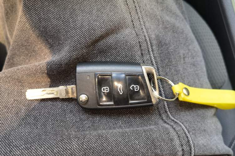 Used Volkswagen Golf 2016 230TSI Automatic Comfort Version Vehicle Key