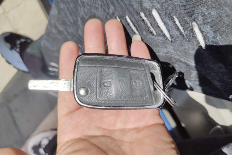 Used Volkswagen Golf 2016 230TSI Automatic Comfort Version Vehicle Key