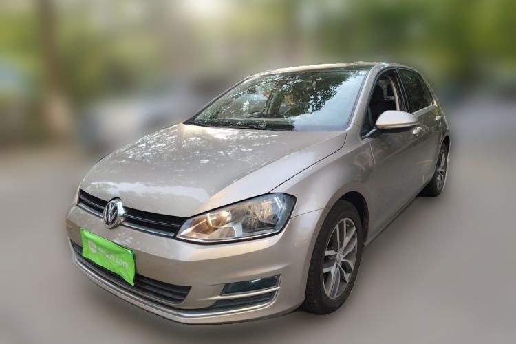 Used Volkswagen Golf 2016 230TSI Automatic Luxury Version Guazi used car, China used car export, Used car for sale, Used  cars, Cheapest cars for sale