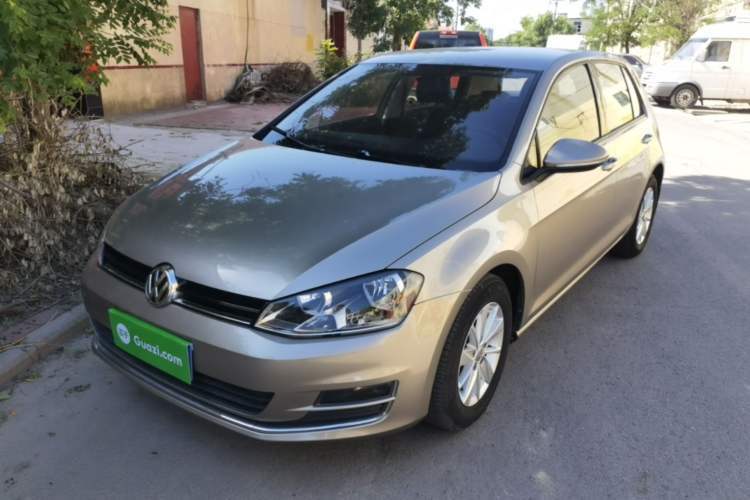 Used Volkswagen Golf 2016 1.6L Manual Fashion Edition Guazi used car, China used car export, Used car for sale, Used Volkswagen cars, Cheapest cars for sale