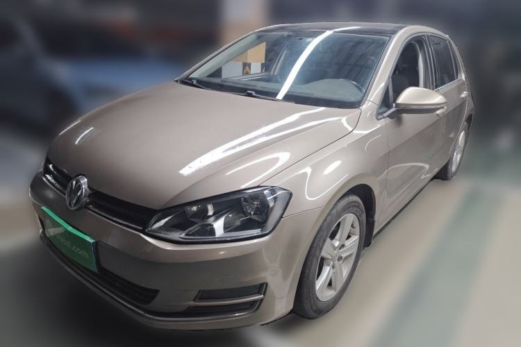 Volkswagen Golf 2016 230TSI Automatic Comfort Version usado Guazi used car, China used car export, Used car for sale, Used cars, Cheapest cars for sale