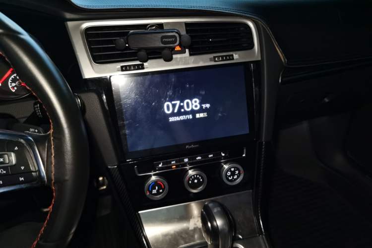 Used Volkswagen Golf 2017 280TSI Automatic R-Line Million-Vehicle Commemorative Edition Audio And AC Panel