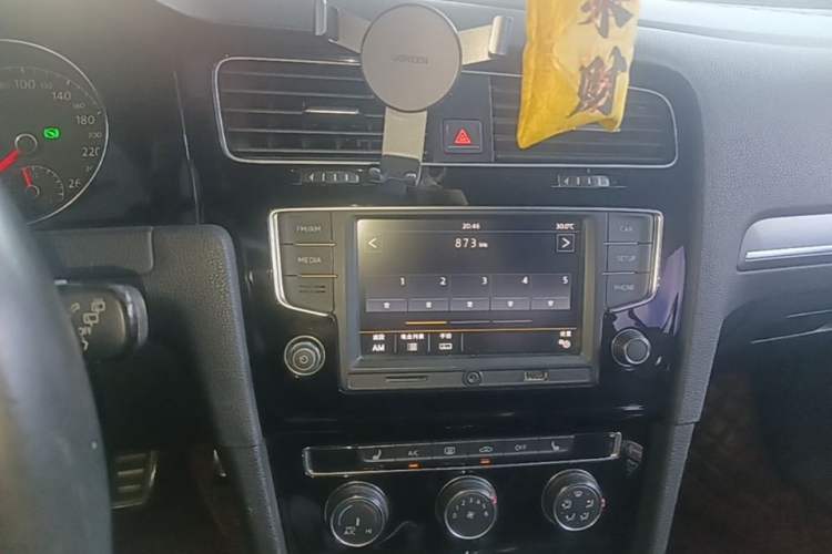 Used Volkswagen Golf 2017 280TSI Automatic R-Line Million-Vehicle Commemorative Edition Audio And AC Panel
