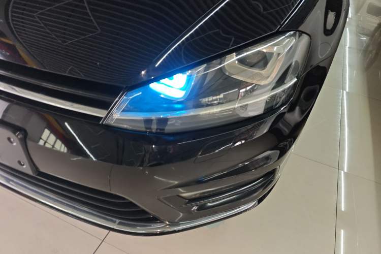 Used Volkswagen Golf 2017 280TSI Automatic R-Line Million-Vehicle Commemorative Edition Left Front Headlight