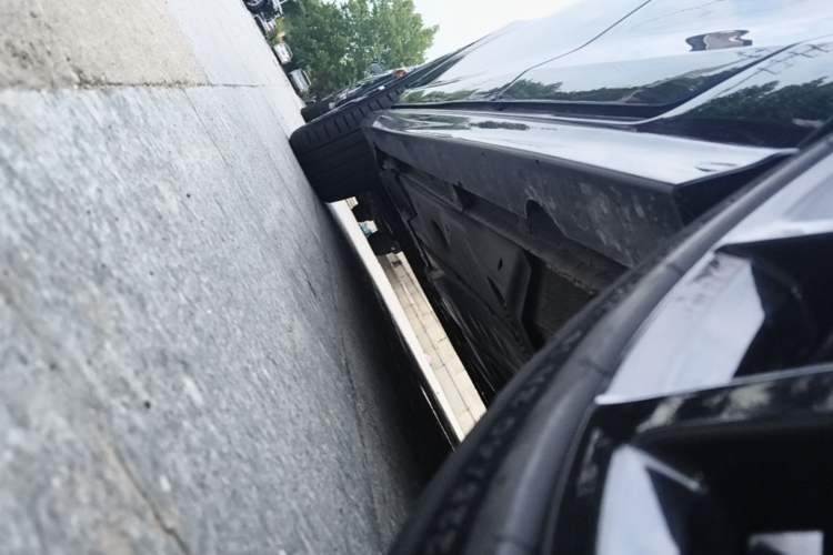 Used Volkswagen Golf 2017 280TSI Automatic R-Line Million-Vehicle Commemorative Edition Left Side Sill