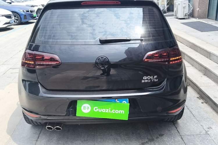Used Volkswagen Golf 2017 280TSI Automatic R-Line Million-Vehicle Commemorative Edition Rear