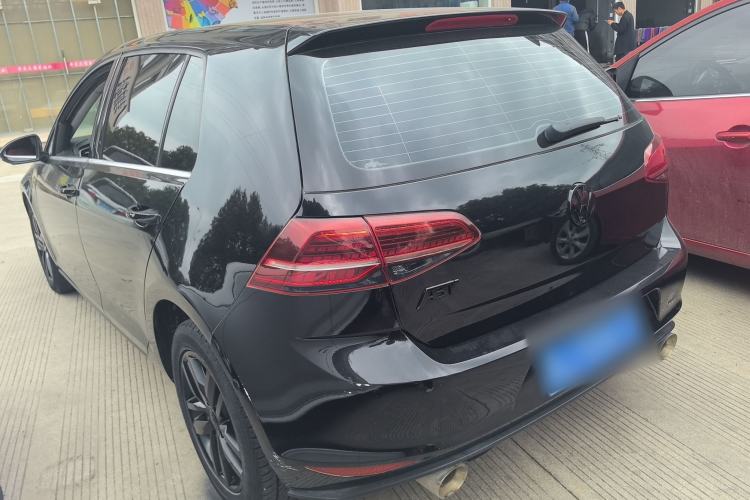 Used Volkswagen Golf 2017 230TSI Automatic Luxury Million-Vehicle Commemorative Edition Rear Left 45 Deg