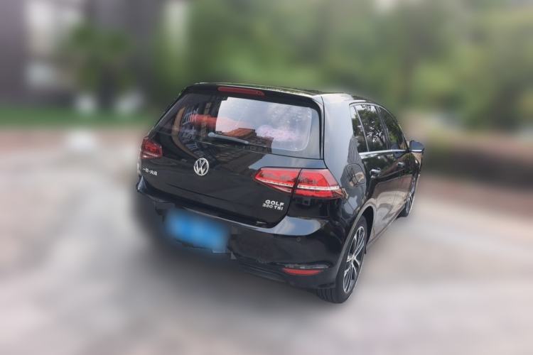 Used Volkswagen Golf 2017 280TSI Automatic R-Line Million-Vehicle Commemorative Edition Rear Right 45 Deg