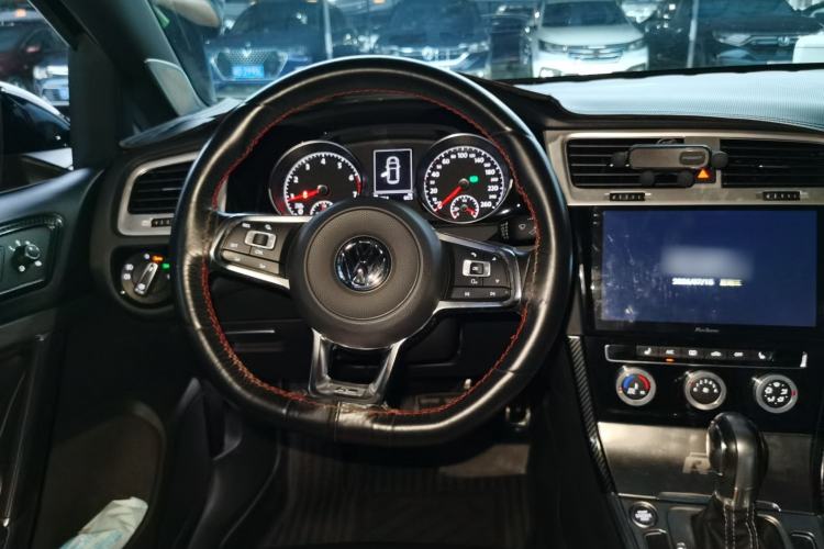 Used Volkswagen Golf 2017 280TSI Automatic R-Line Million-Vehicle Commemorative Edition Steering Wheel