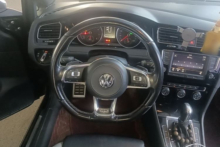 Used Volkswagen Golf 2017 280TSI Automatic R-Line Million-Vehicle Commemorative Edition Steering Wheel