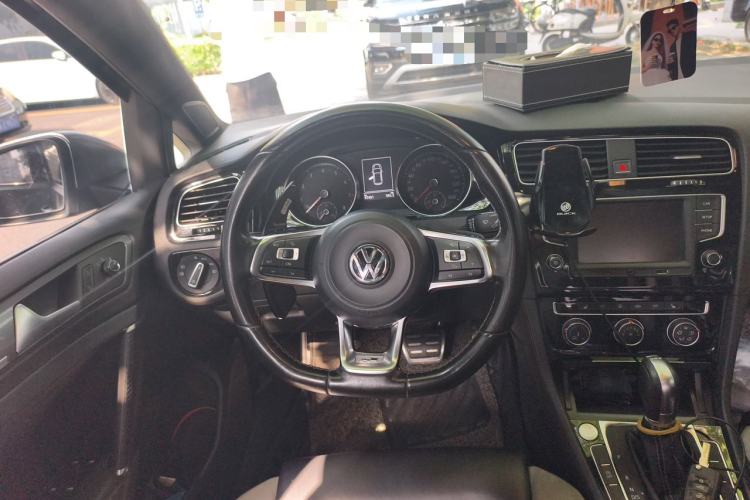 Used Volkswagen Golf 2017 280TSI Automatic R-Line Million-Vehicle Commemorative Edition Steering Wheel