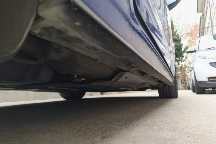 Used Volkswagen Golf 2017 2.0TSI R Chassis Rear Right