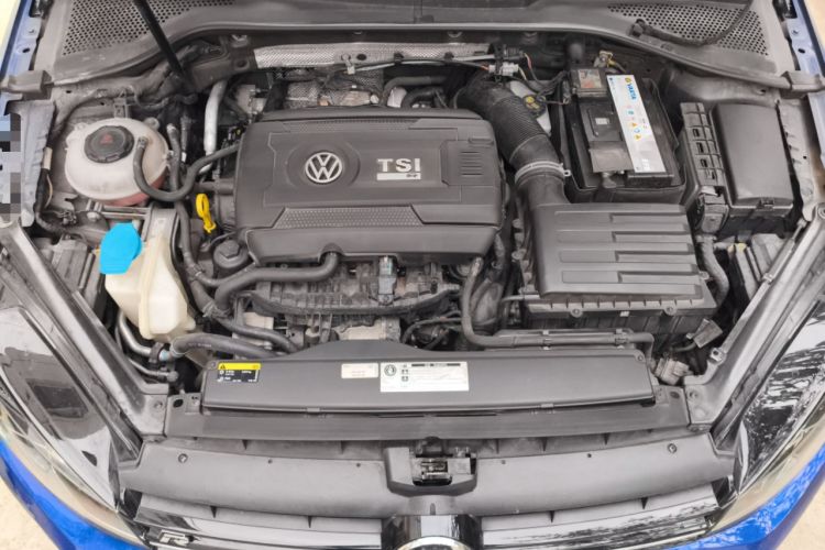 Used Volkswagen Golf 2017 2.0TSI R Engine Bay