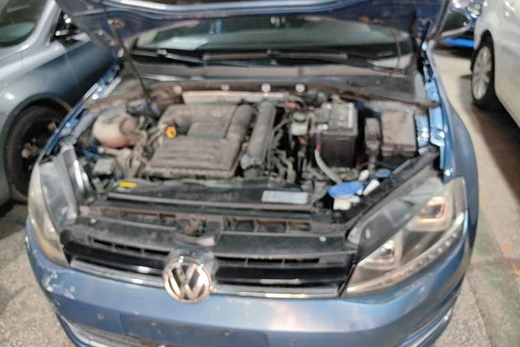 Used Volkswagen Golf 2017 230TSI Automatic Comfort Edition – Celebrating Milestone of One Million Units Engine Bay