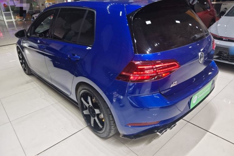 Used Volkswagen Golf 2017 2.0TSI R Exterior 2