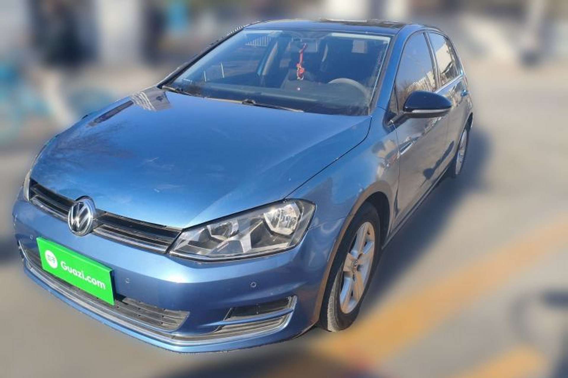 Used Volkswagen Golf 2017 1.6L Automatic Comfort Million-Vehicle Anniversary Edition Front Left 45 Deg