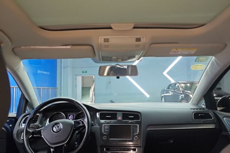 Used Volkswagen Golf 2017 230TSI Automatic Comfort Edition – Celebrating Milestone of One Million Units Headliner