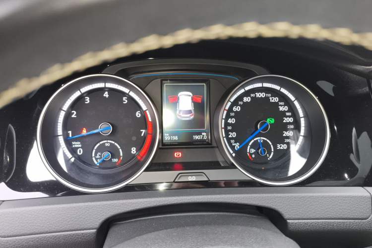 Used Volkswagen Golf 2017 2.0TSI R Instrument Cluster