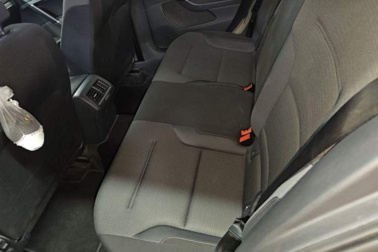 Used Volkswagen Golf 2017 230TSI Automatic Comfort Edition – Celebrating Milestone of One Million Units Left Rear Seat
