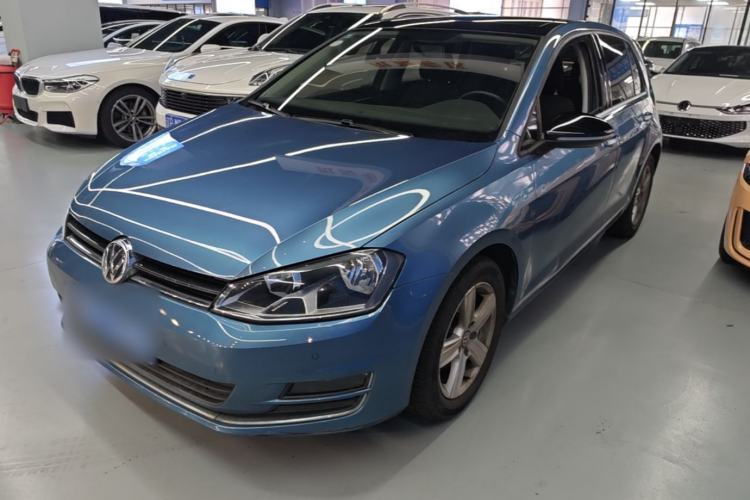 Used Volkswagen Golf 2017 230TSI Automatic Comfort Edition – Celebrating Milestone of One Million Units Guazi used car, China used car export, Used car for sale, Used  cars, Cheapest cars for sale